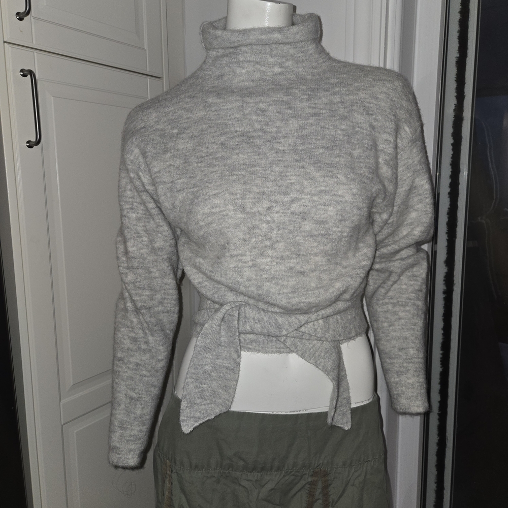 Wilfred Gray Women's Sweater with Tie Waist